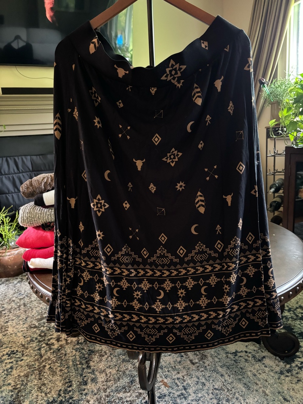 Coldwater Creek Black Maxi Skirt with Tan Southwestern Print